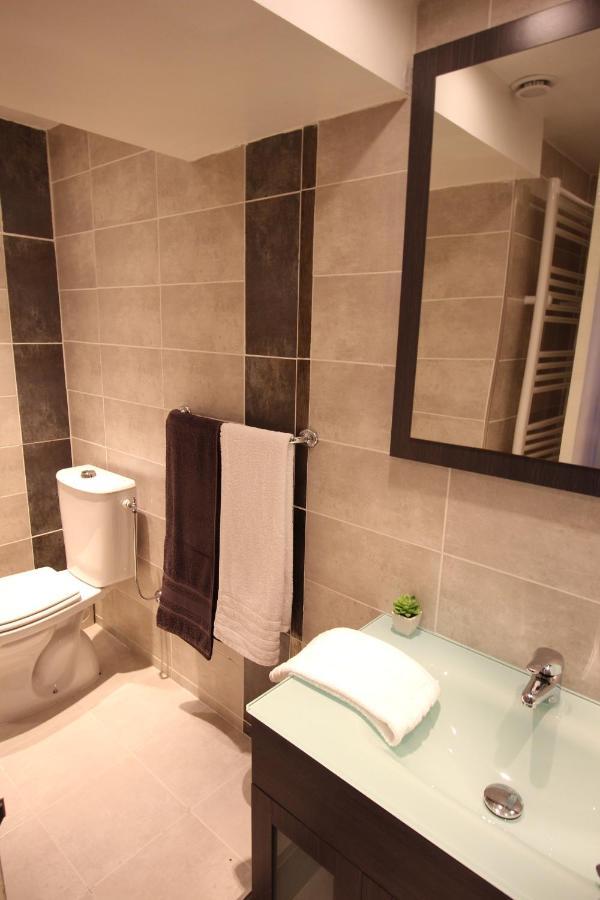 Villa Jalna Chambre, Suites Et Appartement Рокфор Ле Па Екстериор снимка